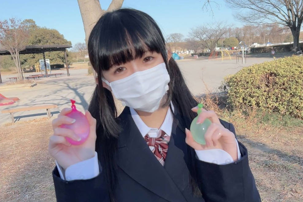 FC2PPV-4327193她的理性因女孩的可爱裤子和溢出爱液崩坏